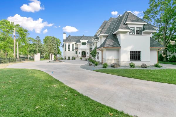 Cost of Concrete Driveway Installation in Hayden