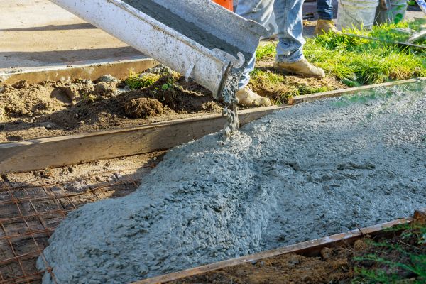 Cost of Driveway Concrete Pouring in Hayden