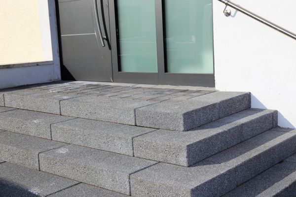 Custom Steps Installation in Hayden